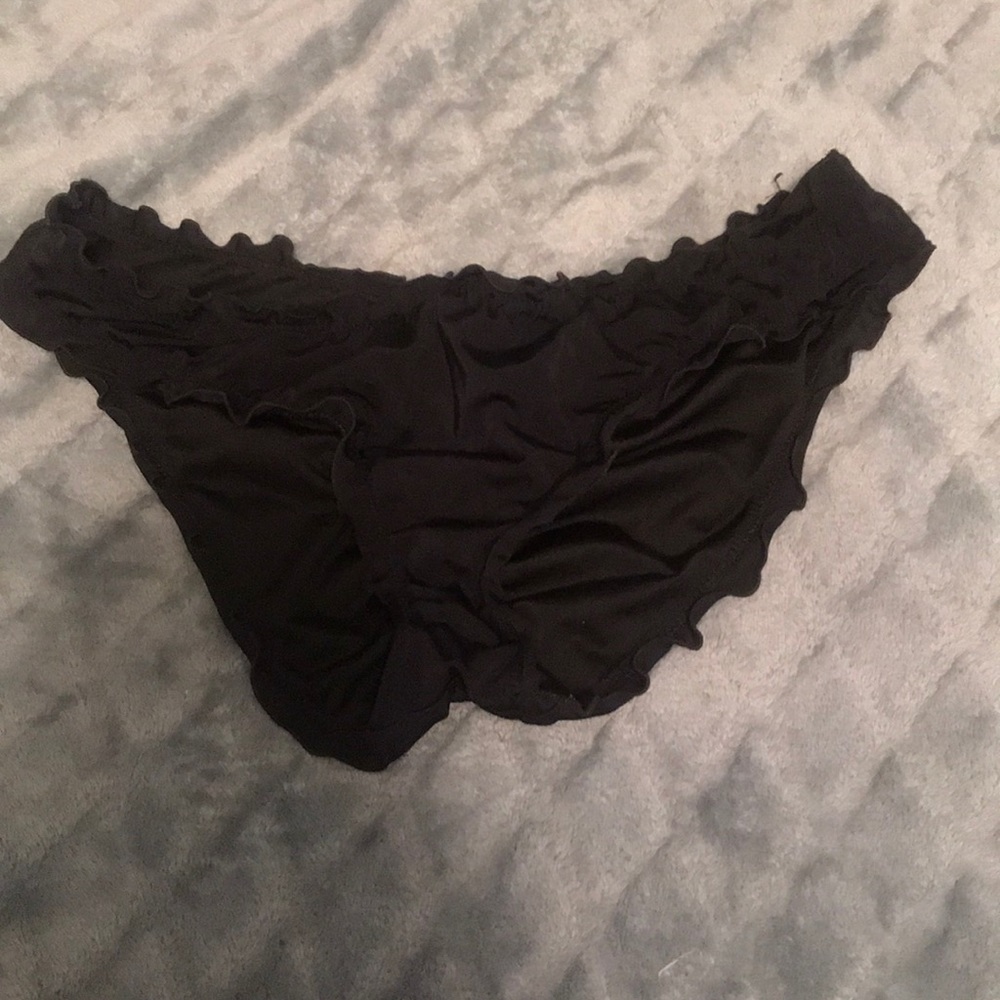 VS cheeky black bottoms